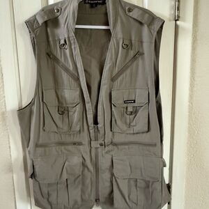 Men's Outdoor Photographer’s Utility Vest